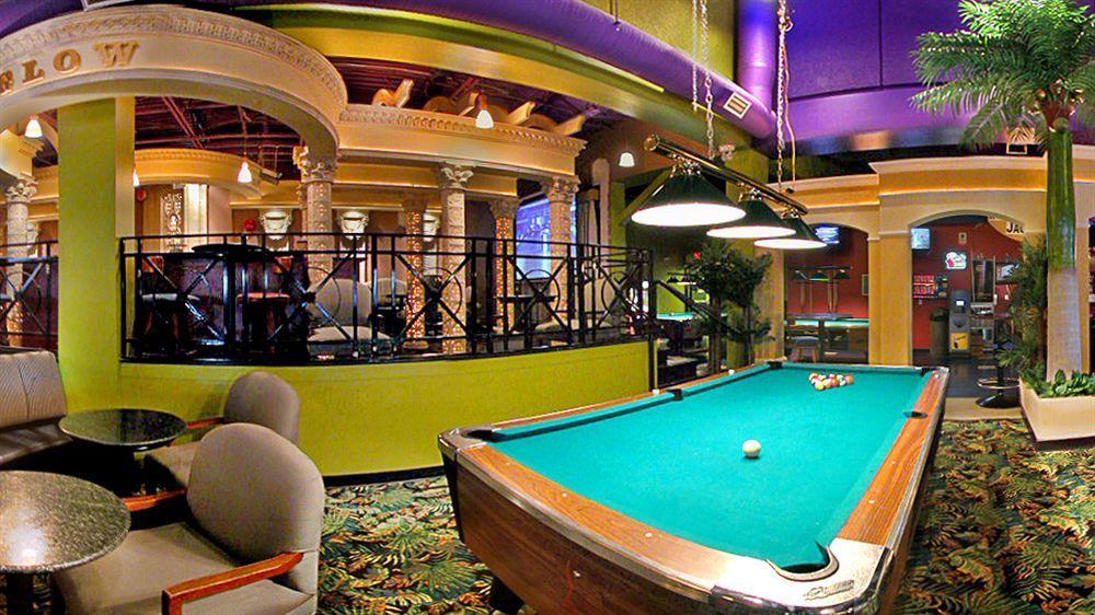 Red Lion Inn And Suites Victoria Exteriér fotografie